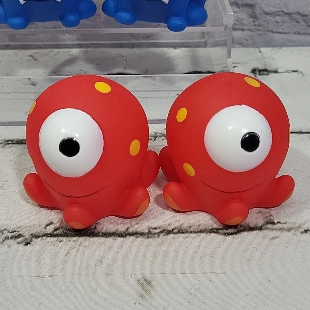 Bath Toys Rubber Monster Squirt Tub Pool Floats Lot‎ Of 6 Colorful